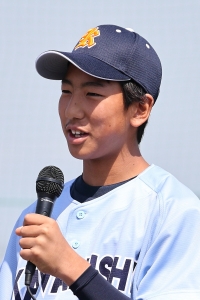 石野　結大