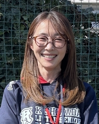 木下　麻記子