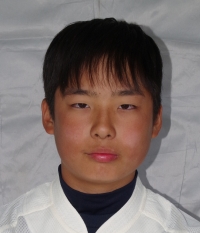 中須　悠生人