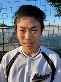 信田　鈴世