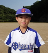 古賀　伊織　　背番号2