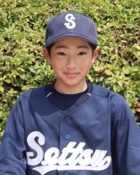 重谷　陽向（背番号37）