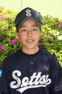 佐野　柊斗(背番号3)