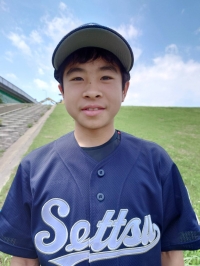 坂本　颯仁（背番号27）