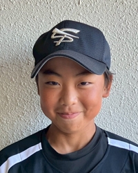 東恩納　琉希（ひがおんな　るき）